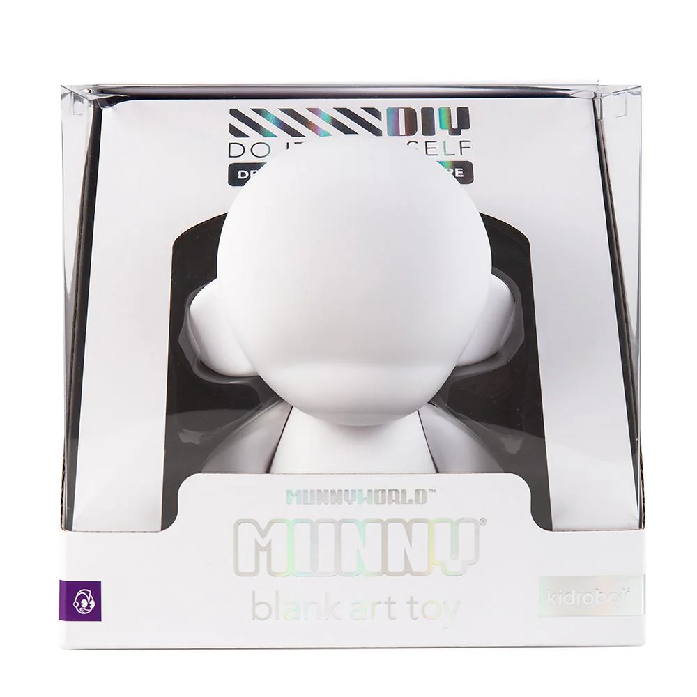 MUNNYWORLD 7" MUNNY Blank Art Toy by Kidrobot - Image 7