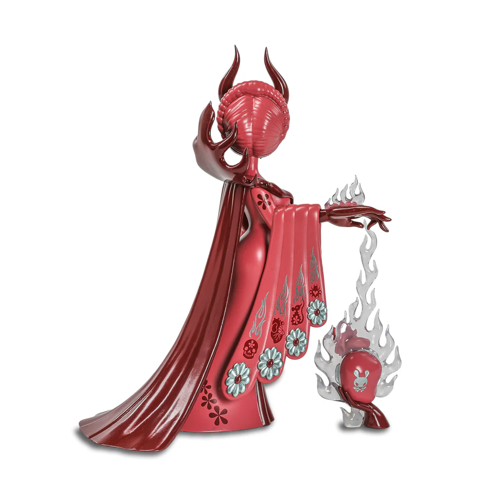 Witch Queen 8" Vinyl Art Figure by Junko Mizuno - Blood Red Edition (Limited Edition of 300) - Image 6